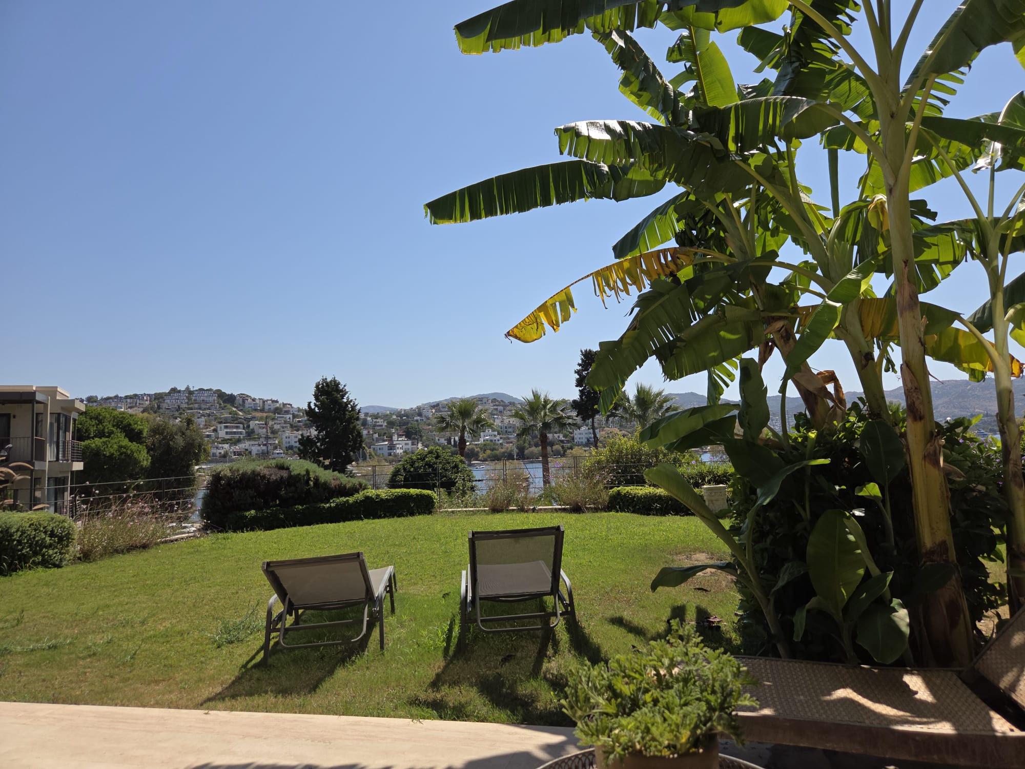 Meerblick, eigener Garten & Steg – exklusives Wohnen in Yalıkavak