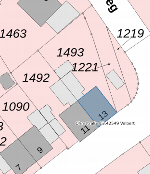 VORANKÜNDIGUNG: Doppelhaus- Hälfte mit großem Grundstück